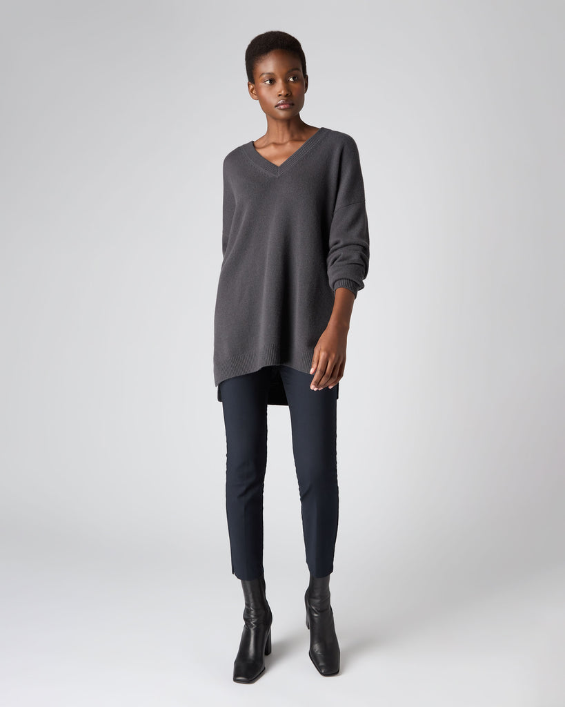 Women's Oversized V Neck Cashmere Jumper Flint Grey | N.Peal