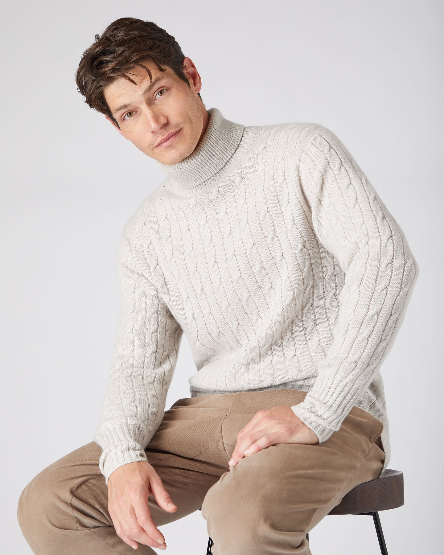 Men's Classic Cable Roll Neck Cashmere Jumper Pebble Grey | N.Peal