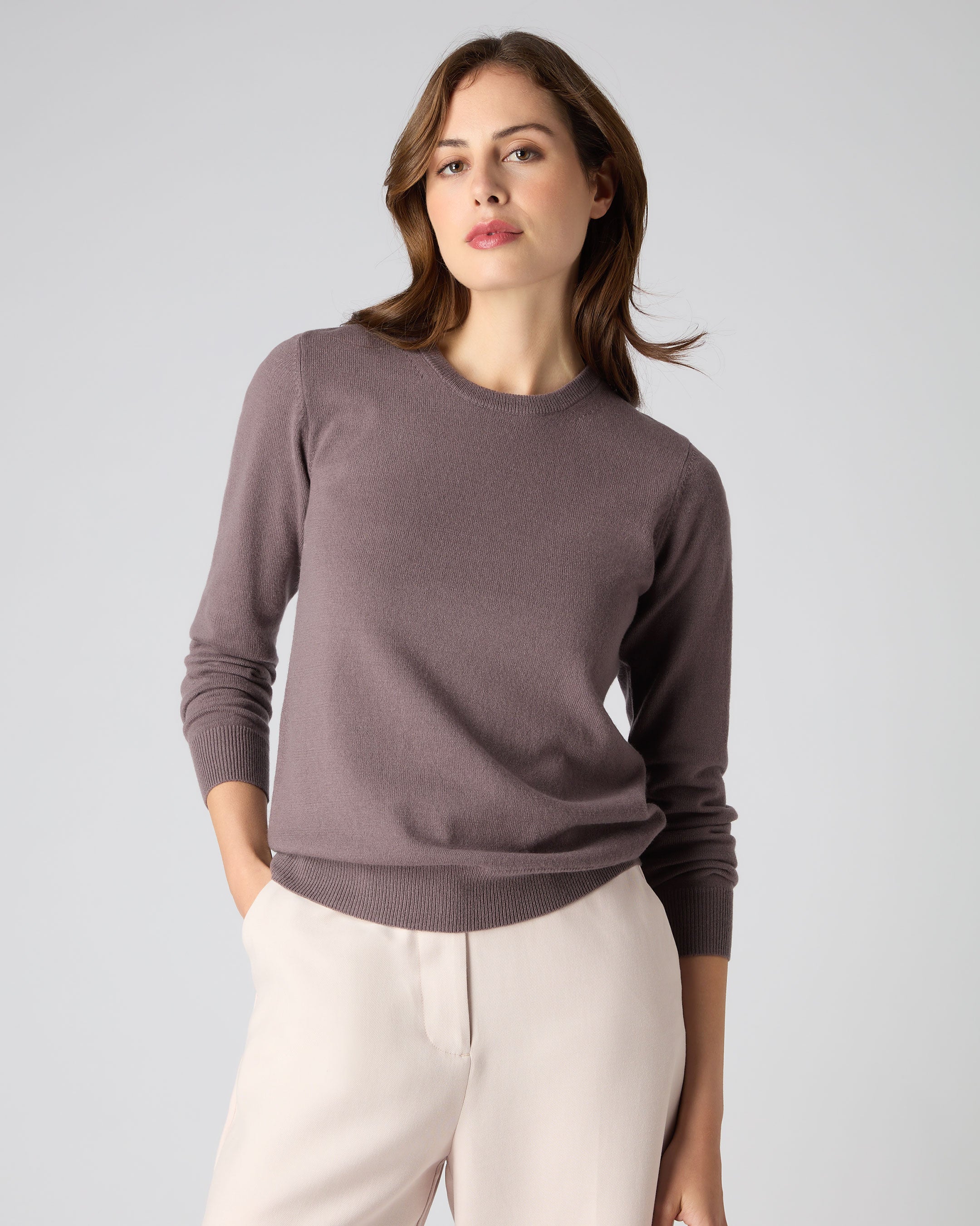 Women's Round Neck Cashmere Jumper Grape Purple | N.Peal