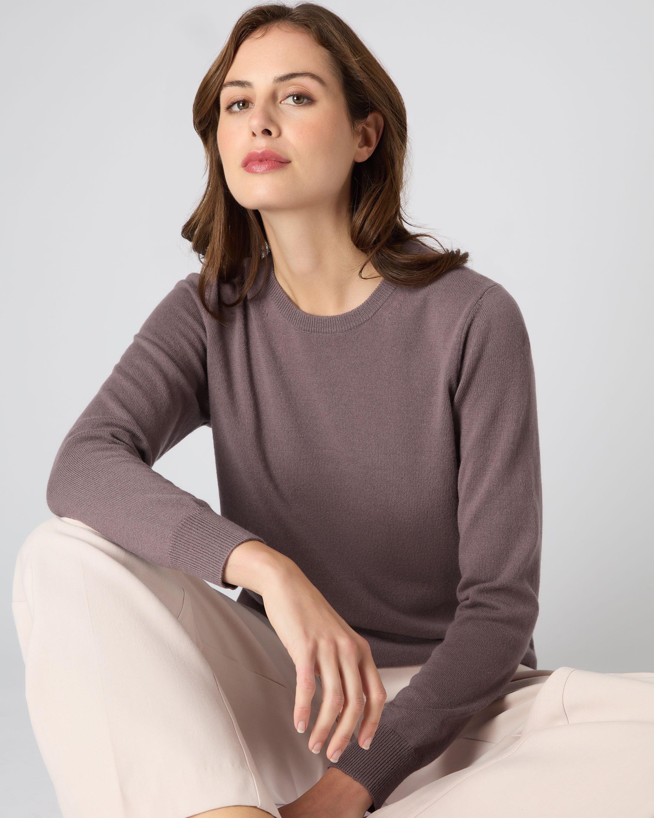 Women's Round Neck Cashmere Jumper Grape Purple | N.Peal