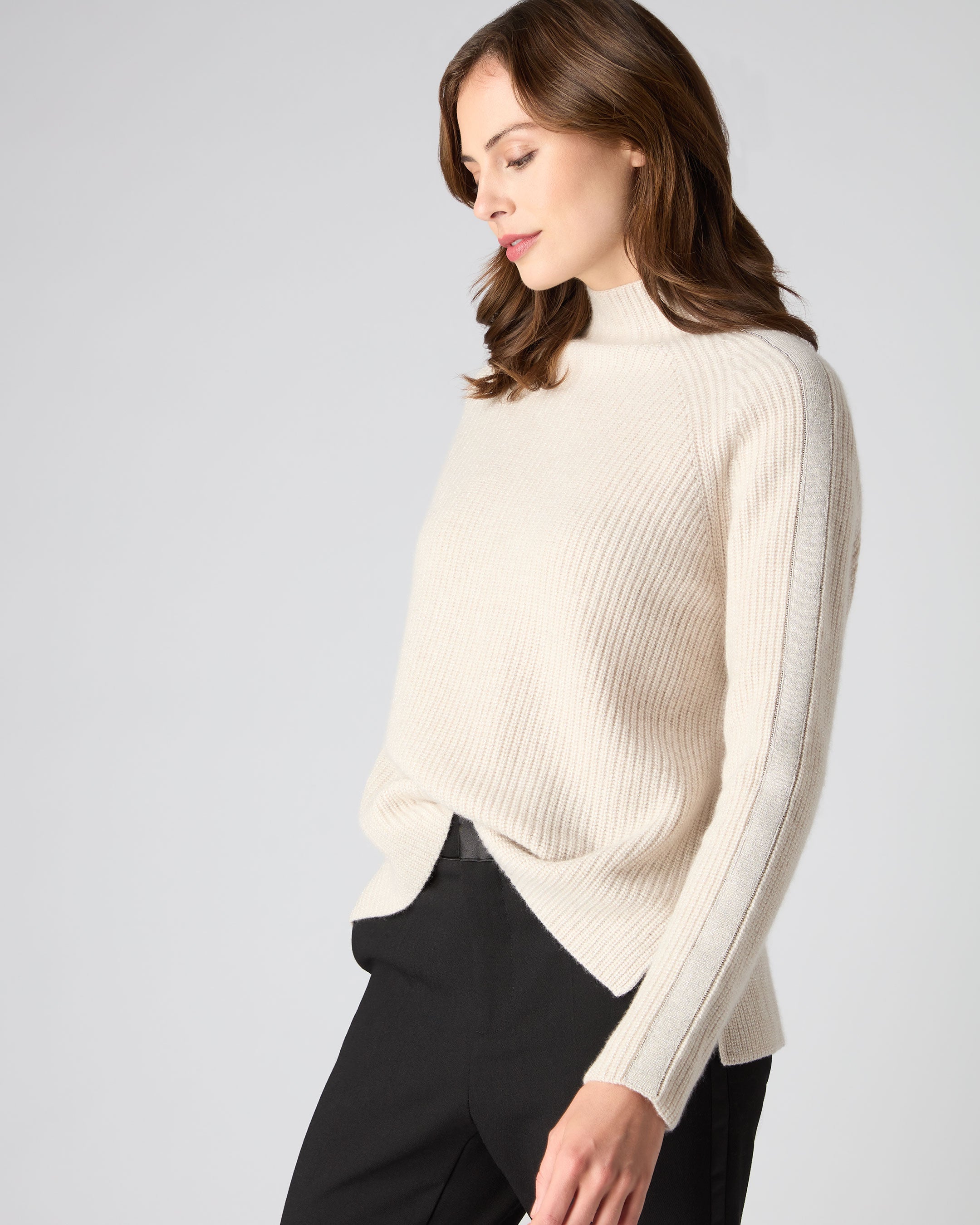 Funnel neck cream outlet jumper