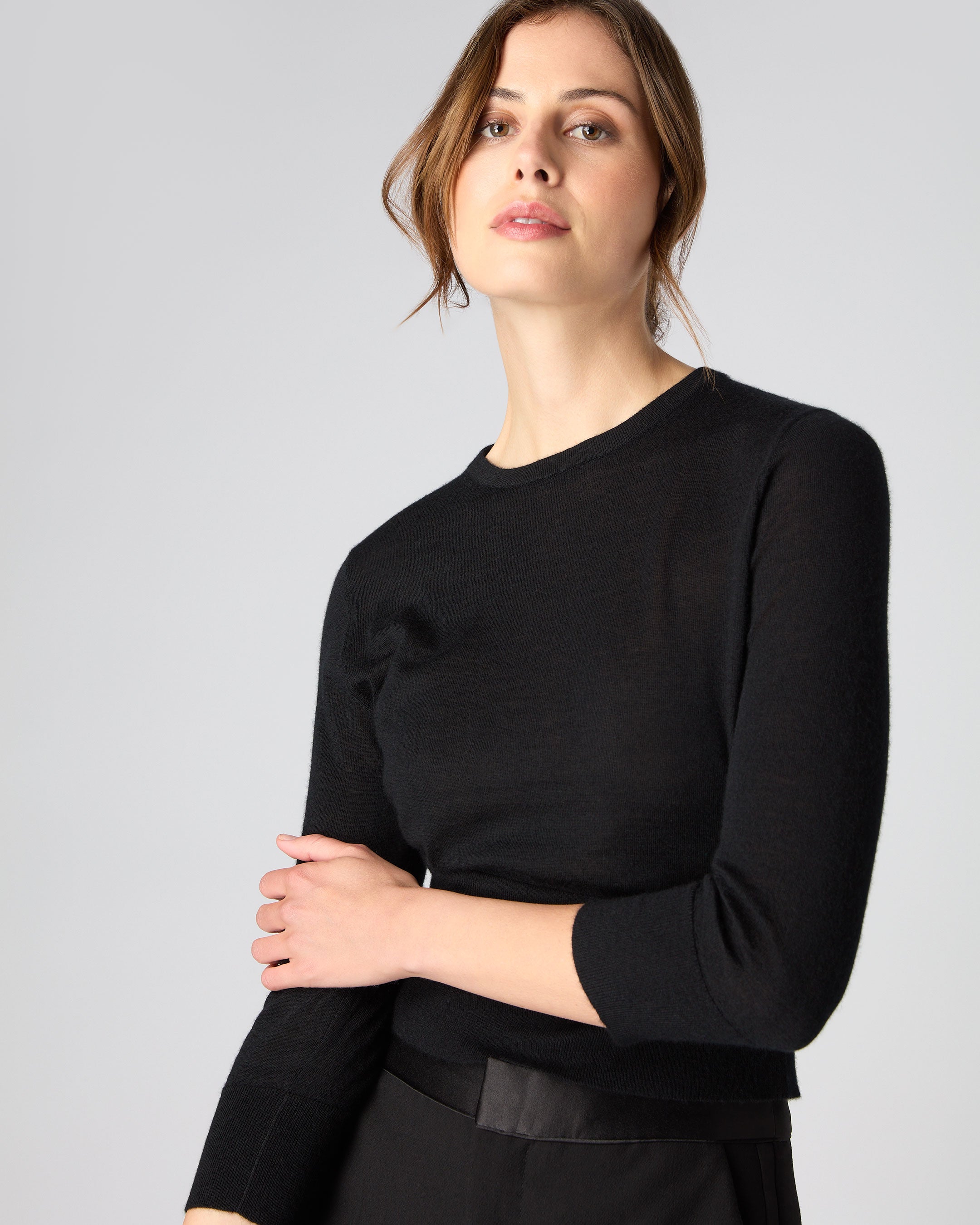 Women s Superfine Crop Cashmere Jumper Black N.Peal