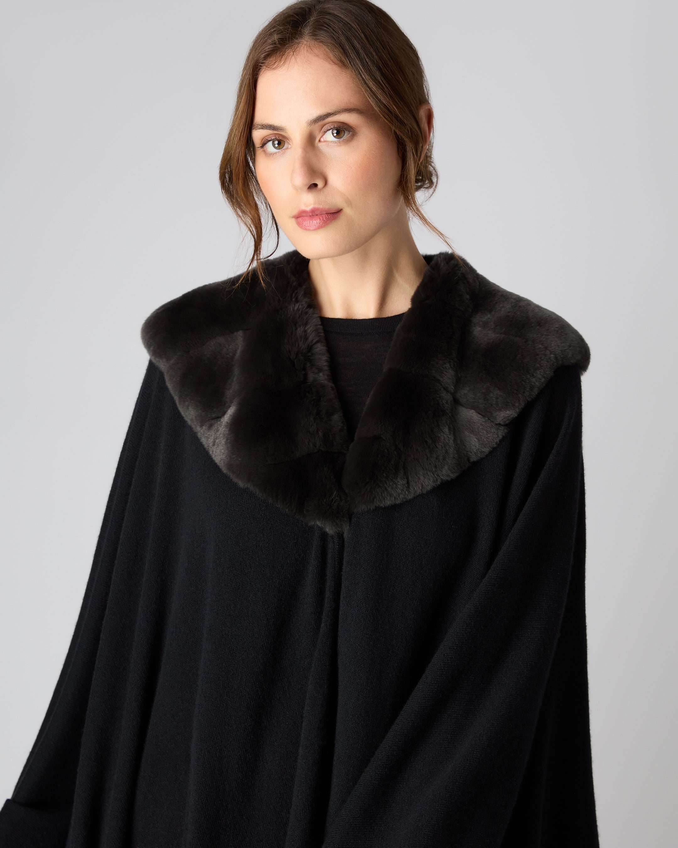 Fur collar clearance cape