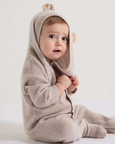 N.Peal Bear Cashmere Sleepsuit Light Oatmeal Brown