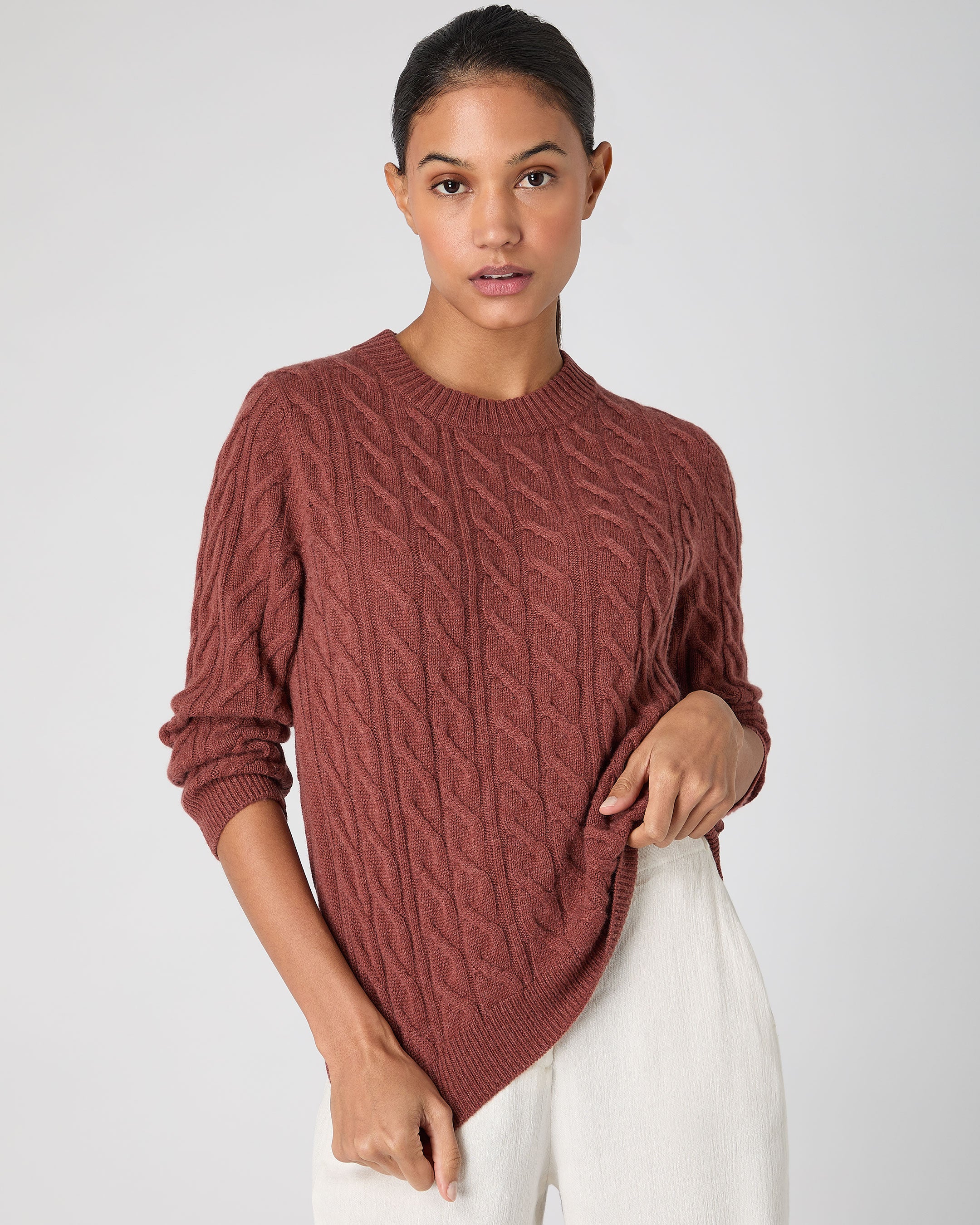 Women's Cable Round Neck Cashmere Jumper Terracotta Brown | N.Peal