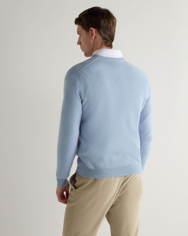 N.Peal Men's Burlington V Neck Cashmere Jumper Sea Mist Blue