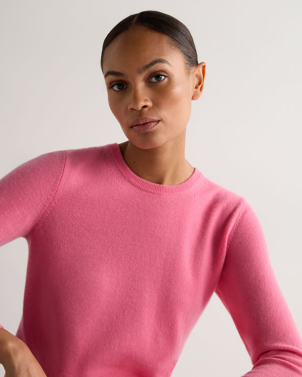 N.Peal Women's Evie Classic Round Neck Cashmere Jumper Camellia Pink