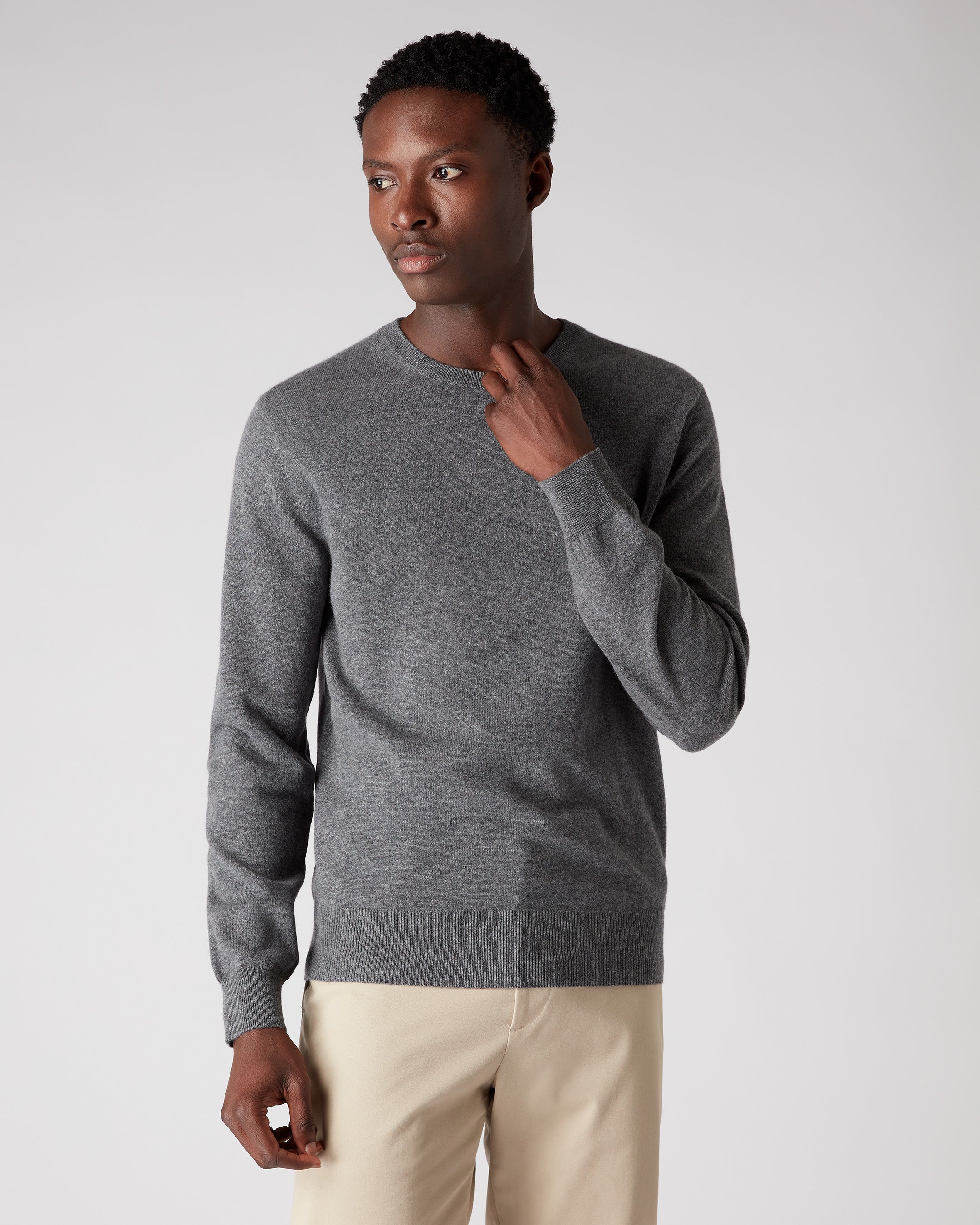 Men s The Oxford Round Neck Cashmere Jumper Elephant Grey N.Peal