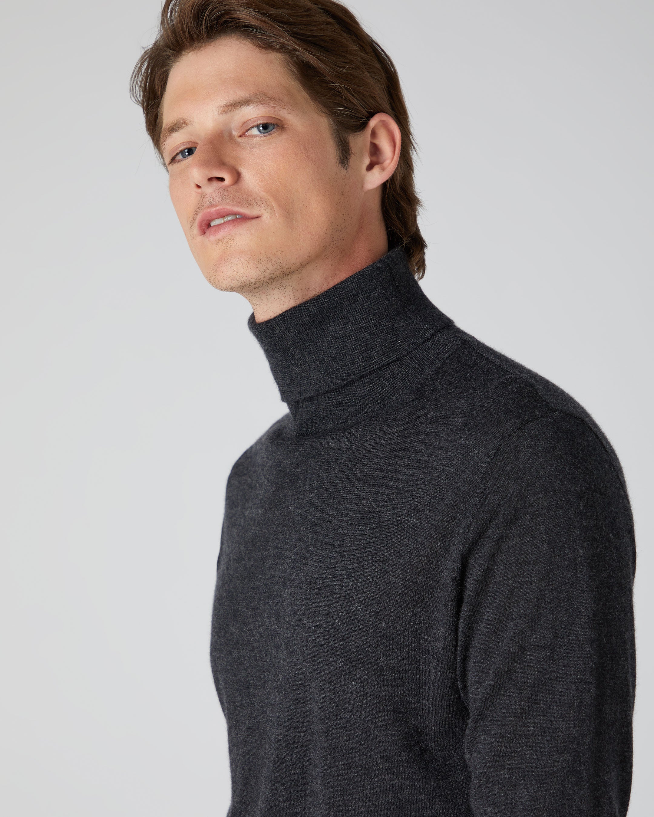 N.Peal Chunky Cable roll-neck jumper - Black
