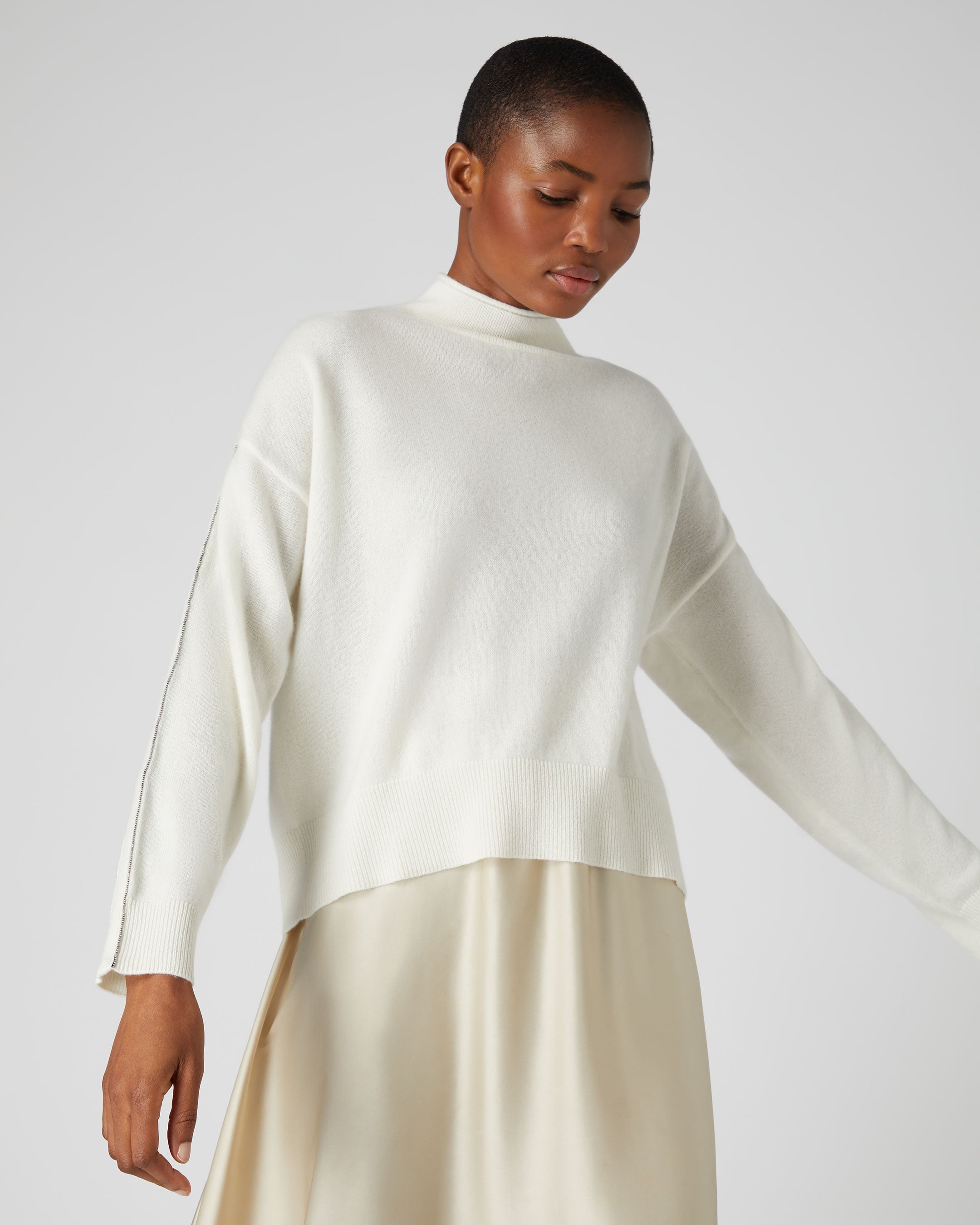 White Cashmere Roll Neck Jumpers N.Peal UK